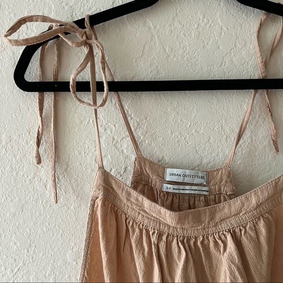 Urban outfitters romper - Picture 4 of 4